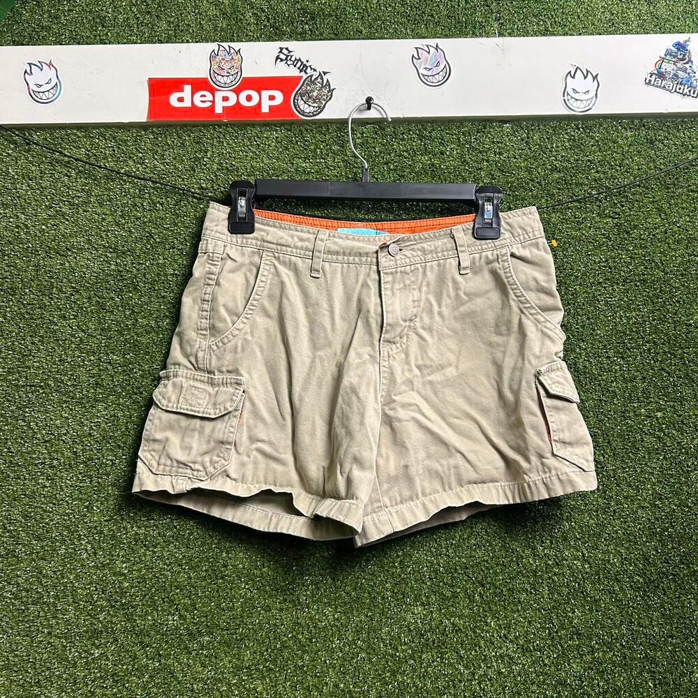 Hurley Women's Tan and Cream Shorts